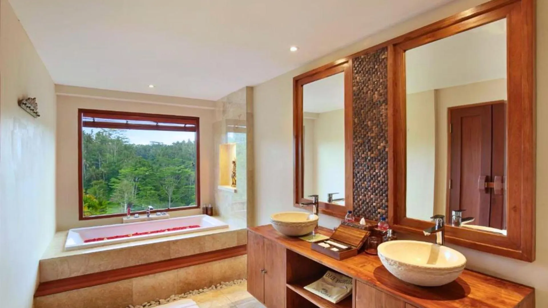 Ambara With Garden View 1 Bedroom Deluxe Suite Zn45 Ubud